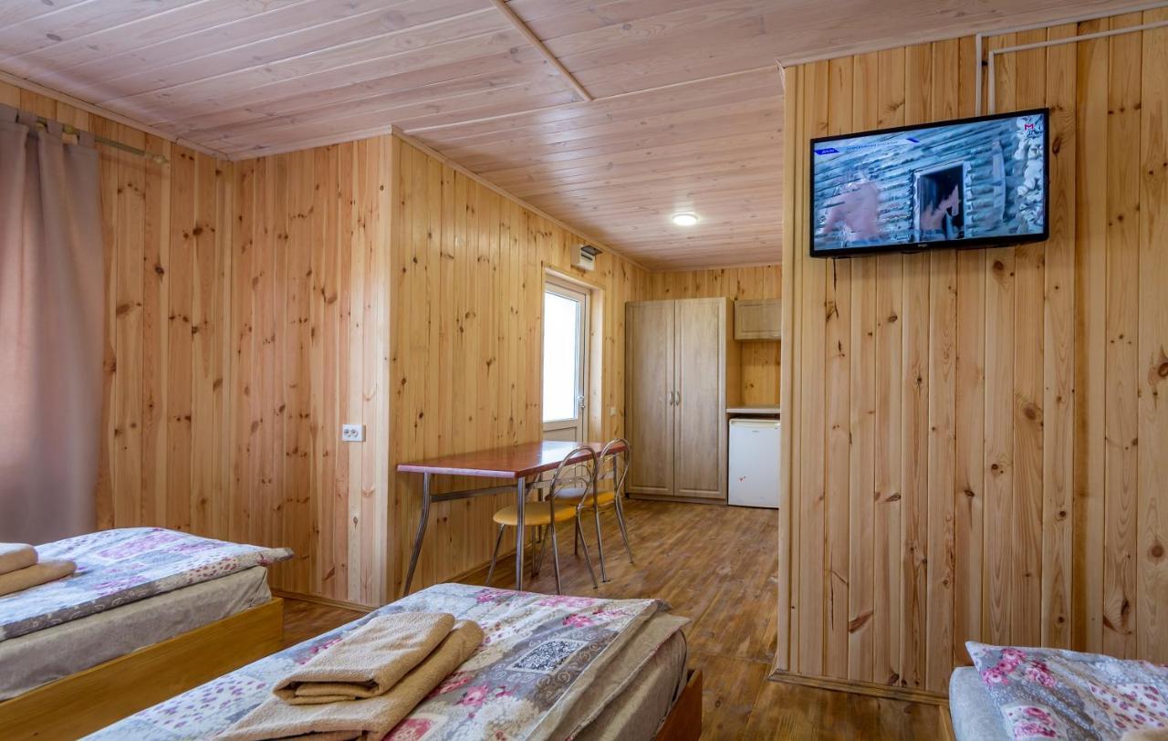 Liman Park Eco Hotel Stara Zbur'yivka Exteriör bild