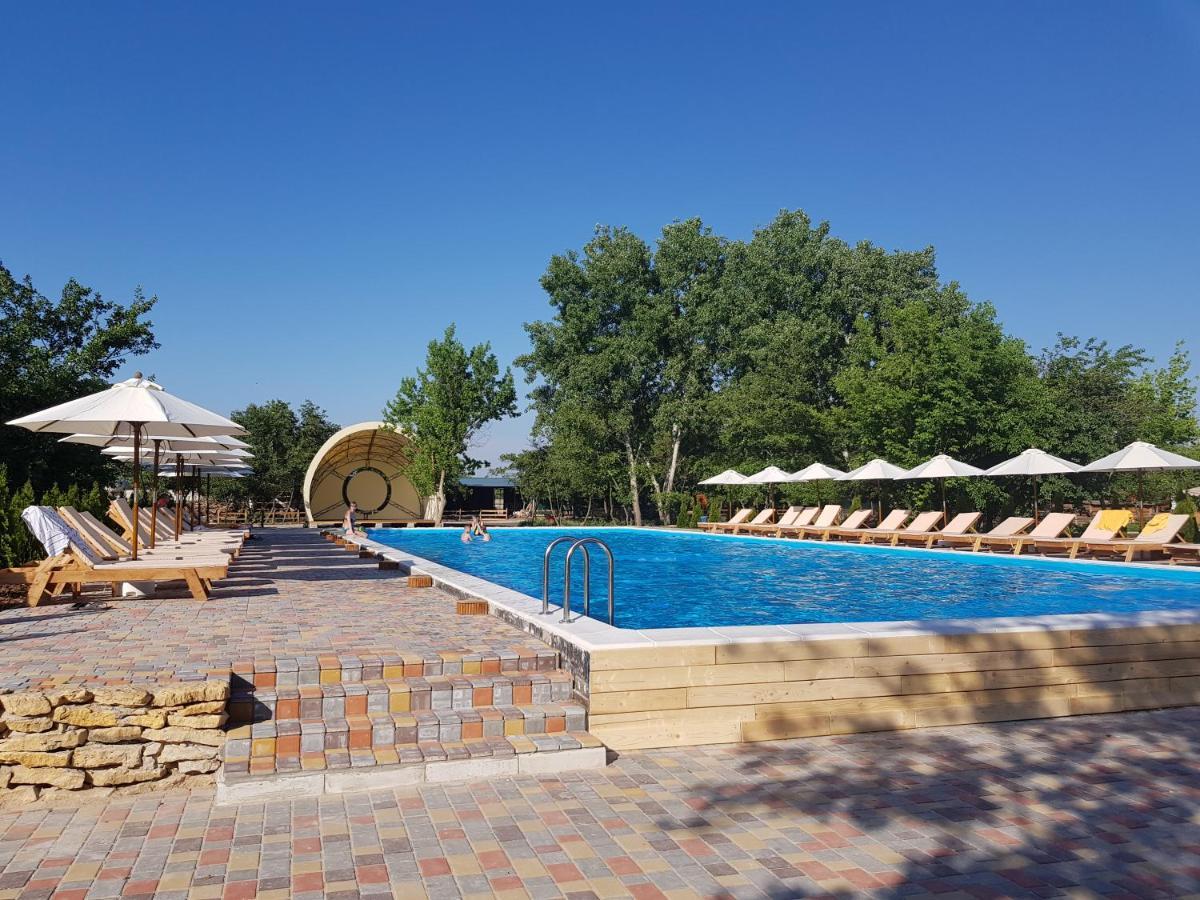 Liman Park Eco Hotel Stara Zbur'yivka Exteriör bild