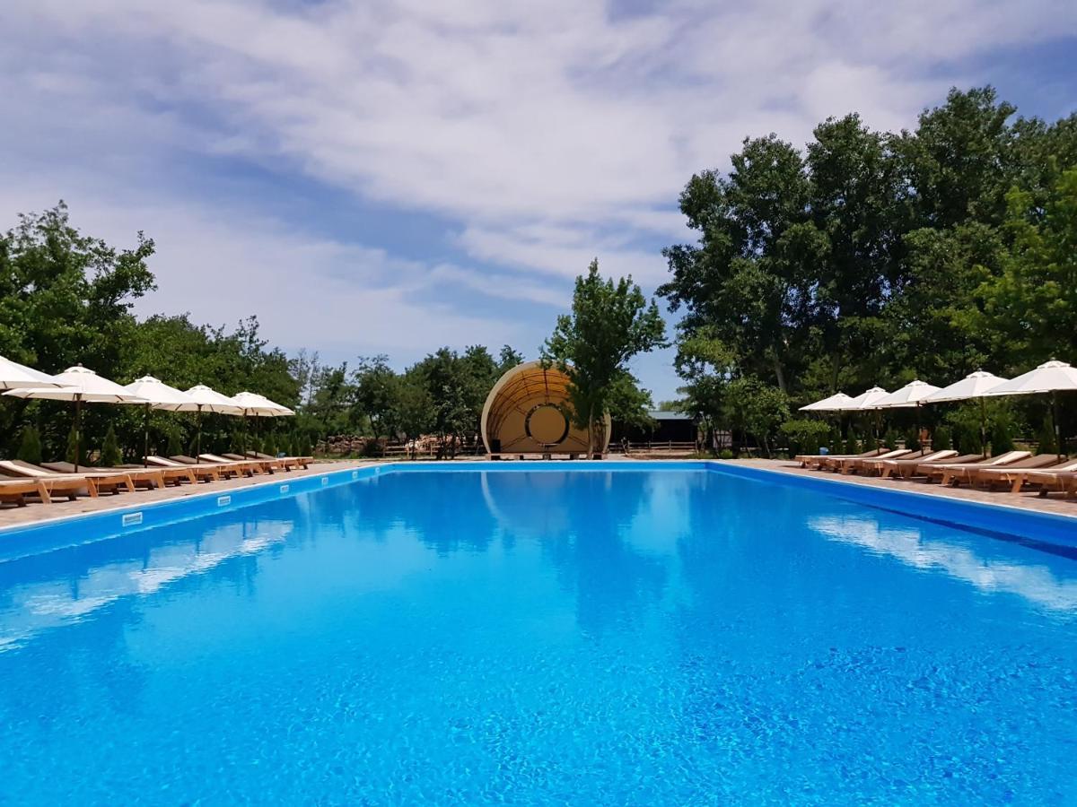 Liman Park Eco Hotel Stara Zbur'yivka Exteriör bild