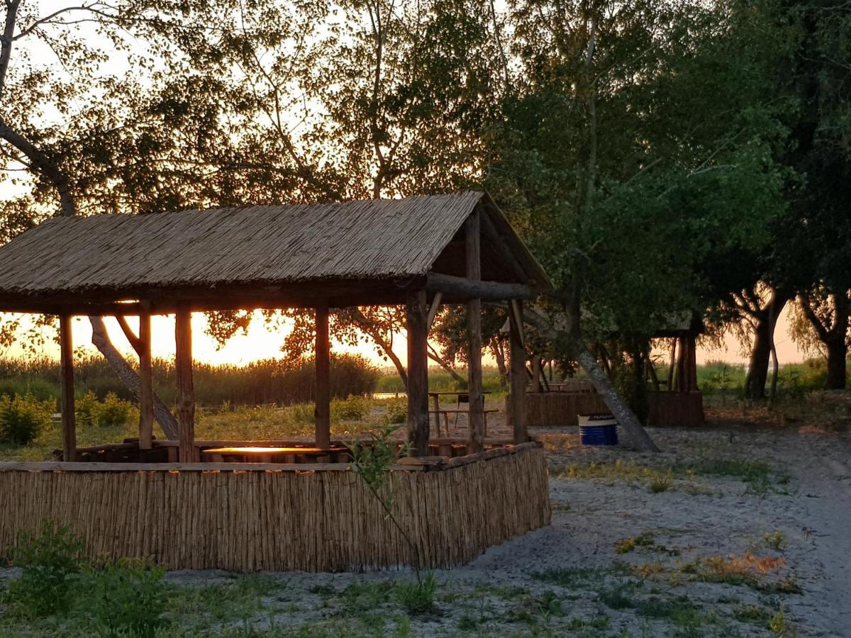 Liman Park Eco Hotel Stara Zbur'yivka Exteriör bild
