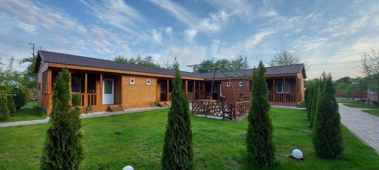 Liman Park Eco Hotel Stara Zbur'yivka Exteriör bild