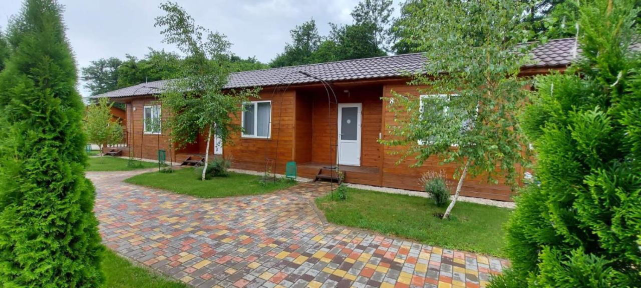 Liman Park Eco Hotel Stara Zbur'yivka Exteriör bild