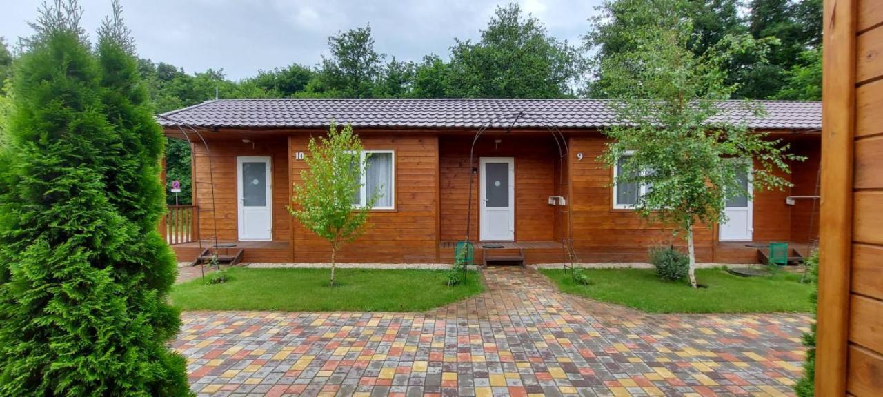 Liman Park Eco Hotel Stara Zbur'yivka Exteriör bild