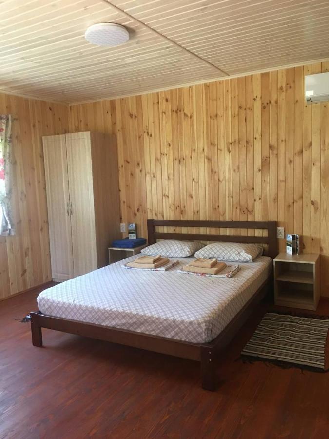 Liman Park Eco Hotel Stara Zbur'yivka Exteriör bild